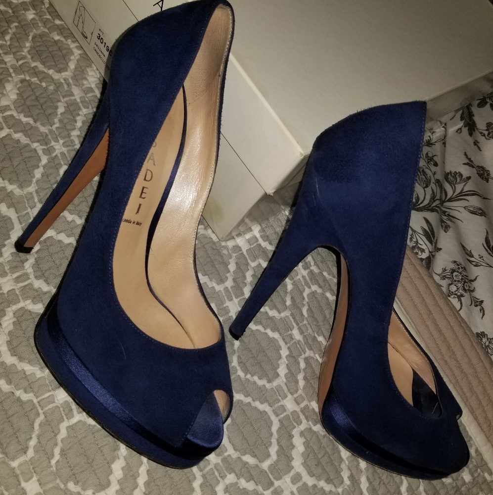 Casadei Blue Suede Platform Peekaboo Pumps - Picture 4 of 7